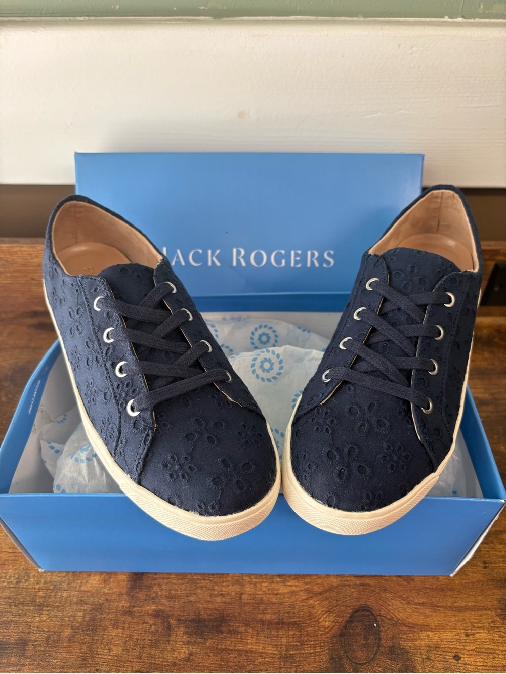 Jack Rogers NWT Navy Eyelet Lace-Up Sneakers with Cream Sole